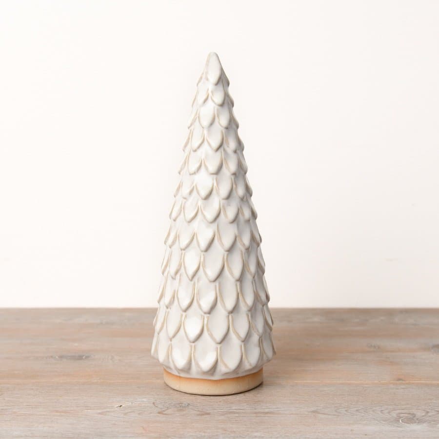 Scalloped ceramic Christmas tree, 26cm